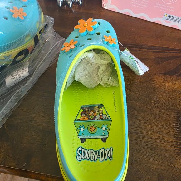 CROCS Scooby-Doo! The Mystery Machine Siren Clogs NWT W9/M7 - Picture 5 of 6
